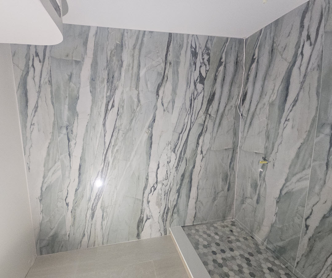 Marmoteca Verde Picasso Bath 02