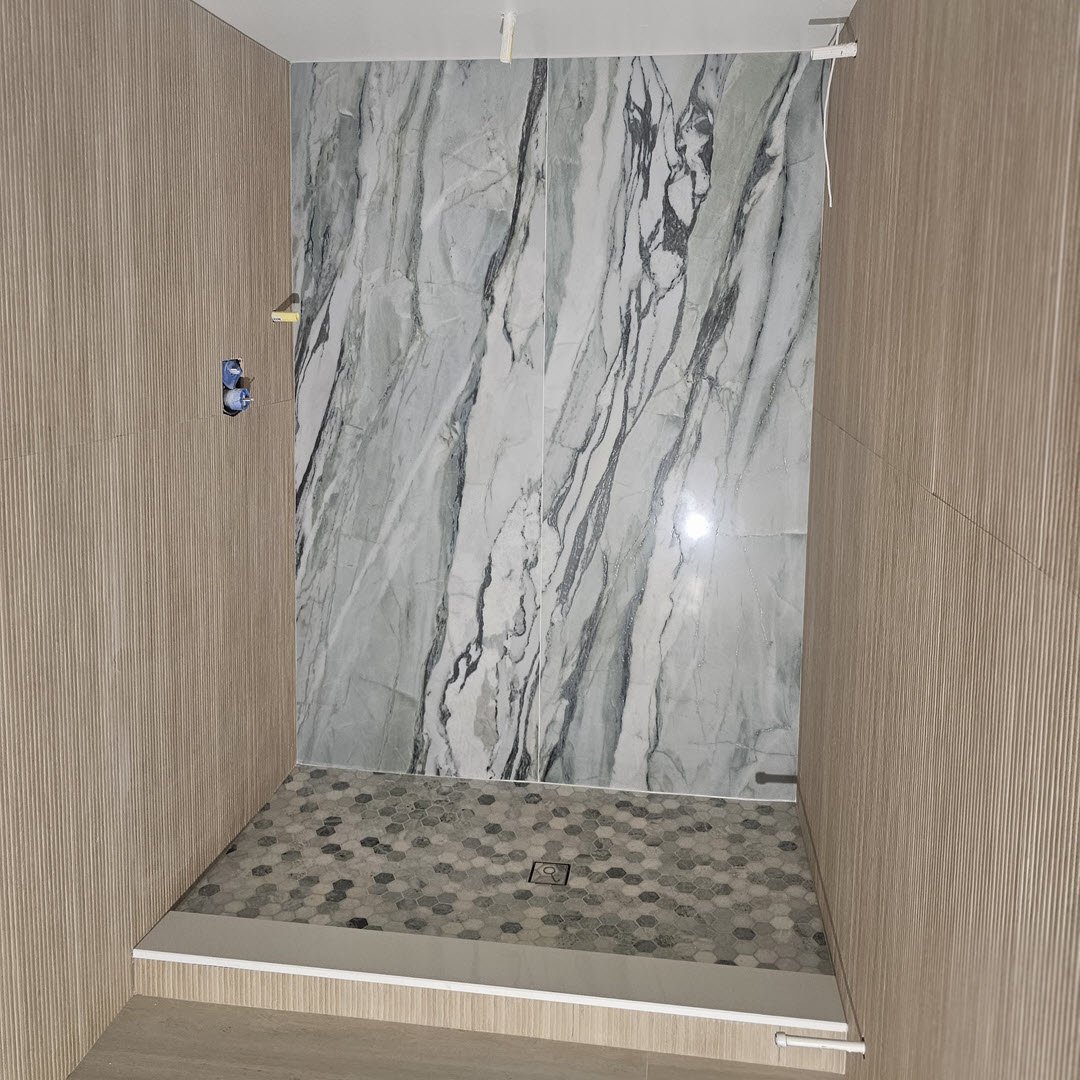 Marmoteca Verde Picasso Bath 04